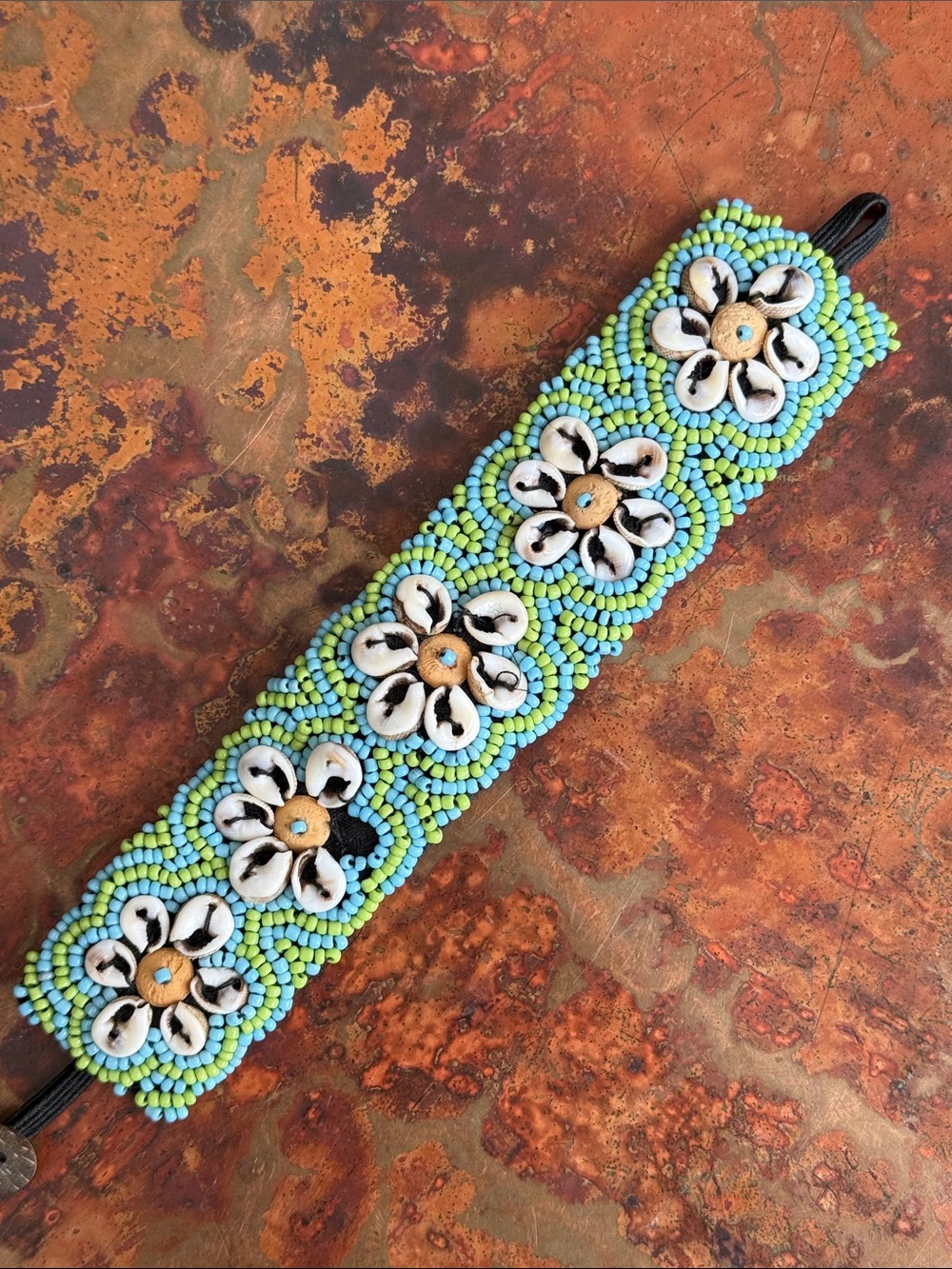 Beaded Shell Floral Blue & Lime Bracelet Stretchy Elastic Button Clasp - Picture 5 of 6